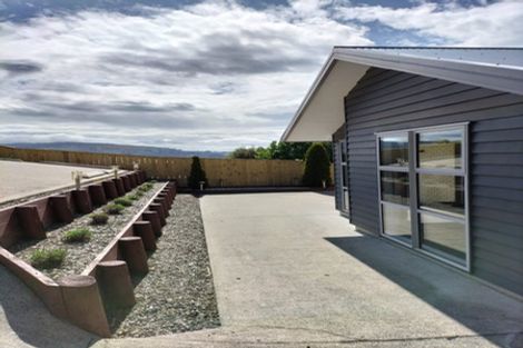 Photo of property in 6 Kereru Close, Halfway Bush, Dunedin, 9010