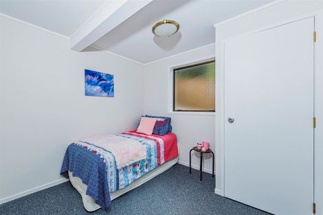 Photo of property in 15 Clearview Heights, Ranui, Auckland, 0612