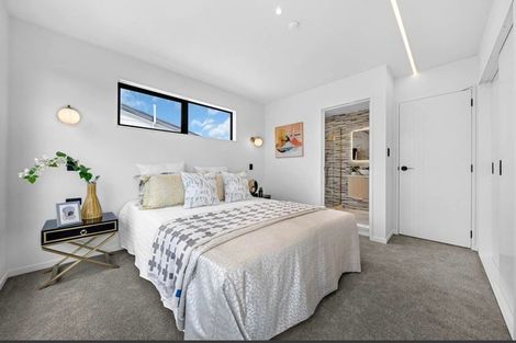 Photo of property in 7d Sirius Place, Botany Downs, Auckland, 2010