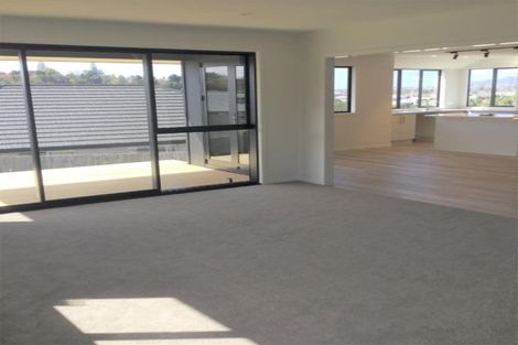 Photo of property in 27 Fairfax Crescent, Pyes Pa, Tauranga, 3112