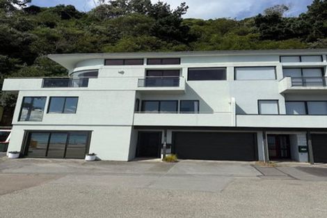 Photo of property in 2/517 Marine Drive, Sunshine Bay, Lower Hutt, 5013