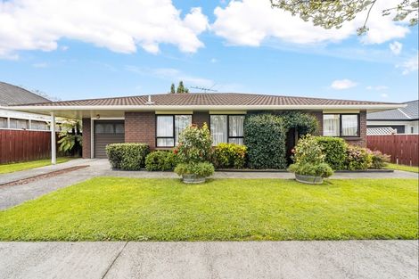 Photo of property in 1a Oak Street, Ebdentown, Upper Hutt, 5018