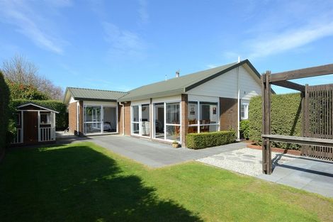 Photo of property in 30 Beauford Place, Parklands, Christchurch, 8083