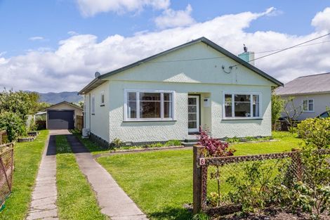 Photo of property in 6 South Featherston Road, South Featherston, Featherston, 5771