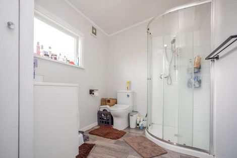 Photo of property in 15 Cole Street, Dannevirke, 4930