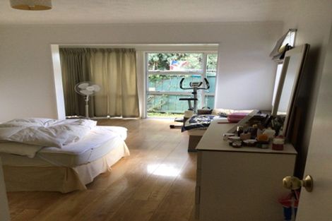 Photo of property in 2/11 Gloria Avenue, Te Atatu Peninsula, Auckland, 0610