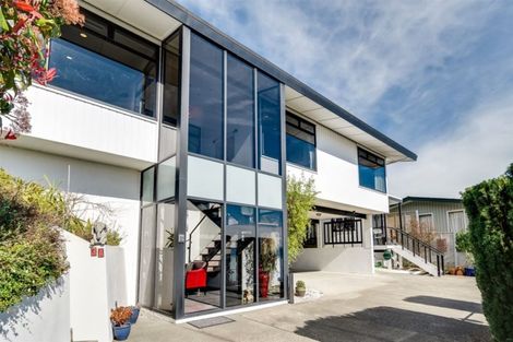 Photo of property in 3a Seapoint Road, Bluff Hill, Napier, 4110