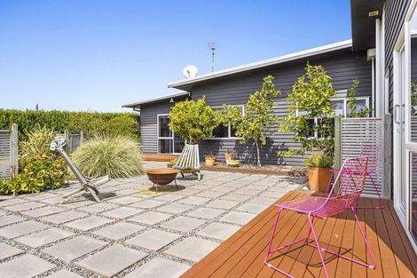 Photo of property in 10 Arthur Street, Hawera, 4674