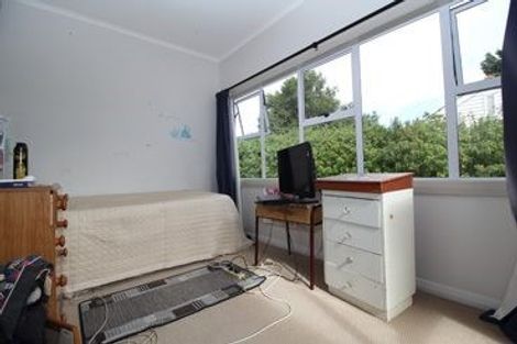 Photo of property in 34 Peverill Crescent, Papatoetoe, Auckland, 2025