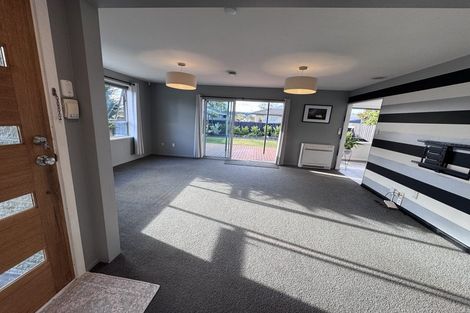 Photo of property in 22 Four Elms Place, Parklands, Christchurch, 8083