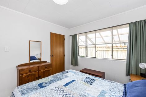 Photo of property in 6 Tawa Street, Waikanae, 5036