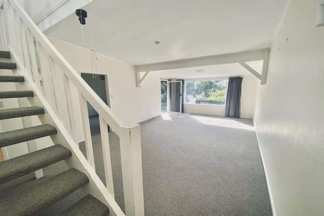 Photo of property in The Triangle, 7/33 Halswater Drive, Churton Park, Wellington, 6037