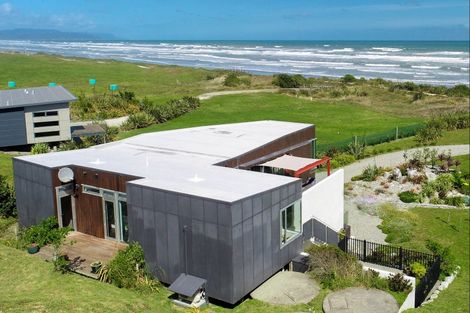 Photo of property in 3/189 Okari Road, Cape Foulwind, Westport, 7892