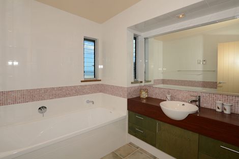 Photo of property in 29 Te Kapua Street, Oakura, Hikurangi, 0184