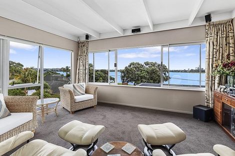 Photo of property in 1/22 Lansdowne Street, Bayswater, Auckland, 0622