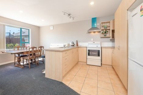 Photo of property in 176 Langdons Road, Northcote, Christchurch, 8052