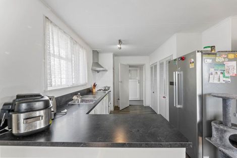 Photo of property in 17 Te Iwiheke Place, Turangi, 3334