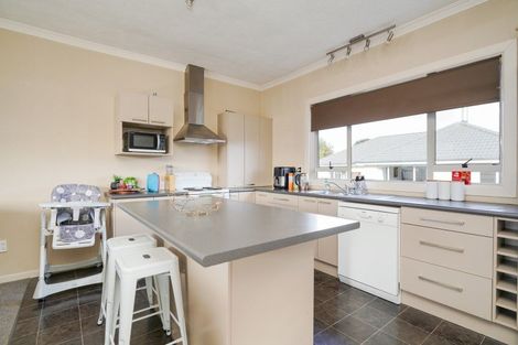 Photo of property in 208 Chelmsford Street, Waverley, Invercargill, 9810