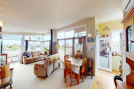 Photo of property in 72 Park Avenue, Waitarere Beach, Levin, 5510