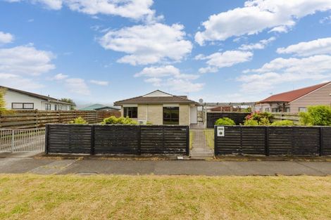 Photo of property in 110 Kelvin Grove Road, Kelvin Grove, Palmerston North, 4414