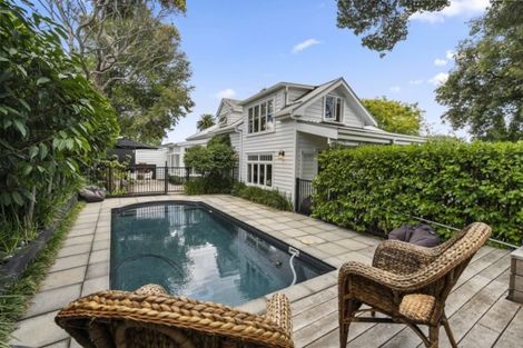 Photo of property in 8 Green Lane East, Remuera, Auckland, 1050