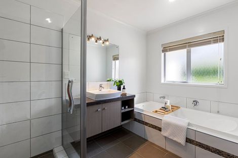 Photo of property in 22 Moonlight Drive, Rototuna North, Hamilton, 3210