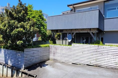 Photo of property in 53 Calvert Road, Lynmouth, New Plymouth, 4310