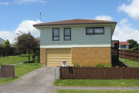 Photo of property in 35 Maplesden Drive, Clendon Park, Auckland, 2103