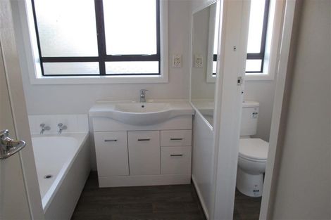 Photo of property in 5 Fairmont Place, Hornby, Christchurch, 8042