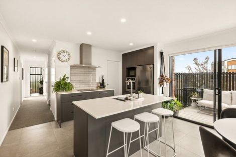 Photo of property in 20 Atutahi Lane, Papamoa, 3118