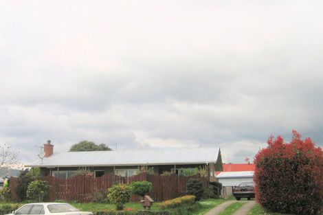 Photo of property in 2 Sequoia Crescent, Owhata, Rotorua, 3010