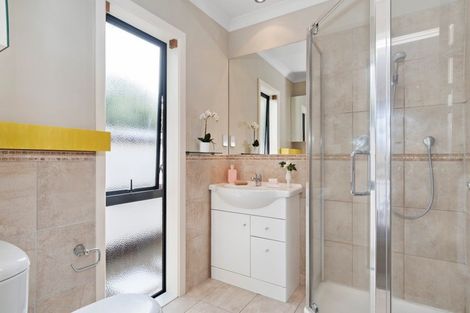 Photo of property in 2 Eyres Place, Ohauiti, Tauranga, 3112