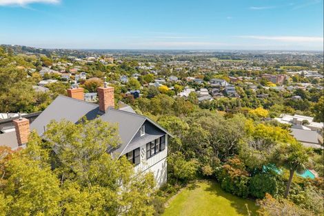 Photo of property in 14 Macmillan Avenue, Cashmere, Christchurch, 8022