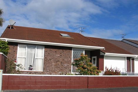 Photo of property in 20 Nikau Grove, Woburn, Lower Hutt, 5010