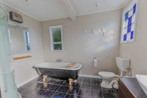 Photo of property in 36 Konini Street, Tawhero, Whanganui, 4501