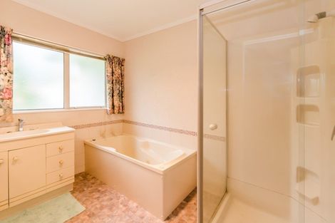 Photo of property in 5 Stella Court, Paraparaumu, 5032