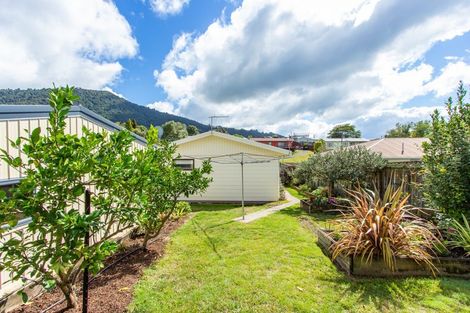 Photo of property in 102 Homedale Street, Pukehangi, Rotorua, 3015