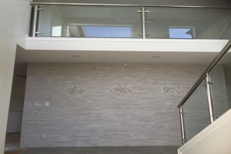 Photo of property in 39 Point View Drive, East Tamaki Heights, Auckland, 2016