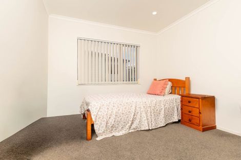 Photo of property in 6 Orona Way, Papatoetoe, Auckland, 2025