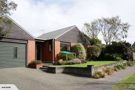 Photo of property in 60 Corfe Street, Ilam, Christchurch, 8041