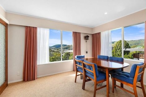 Photo of property in 7 Brasenose Place, Tawa, Wellington, 5028