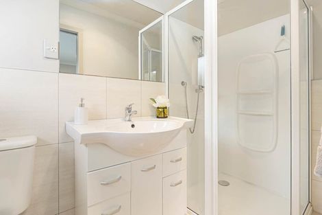 Photo of property in 54 Sherrybrooke Place, Sunnyvale, Auckland, 0612