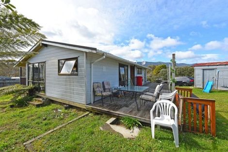 Photo of property in 54 Aniseed Grove, Timberlea, Upper Hutt, 5018