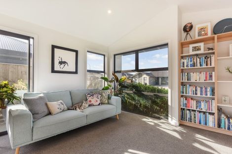 Photo of property in 16 Kuini Place, Motueka, 7120