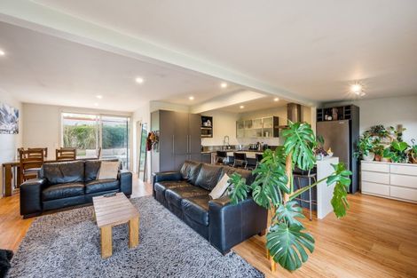 Photo of property in 223 Beacon Point Road, Wanaka, 9305