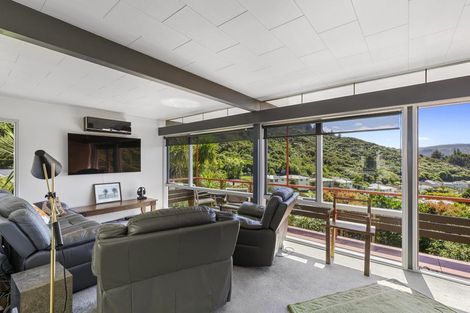 Photo of property in 12 Willcox Grove, Naenae, Lower Hutt, 5011