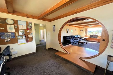 Photo of property in 11 Stuart Street, Owaka, 9535