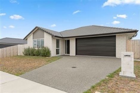Photo of property in 30 Livingstone Drive, Papamoa Beach, Papamoa, 3118