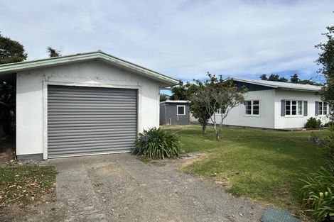 Photo of property in 1 Hariata Street, Otaki, 5512