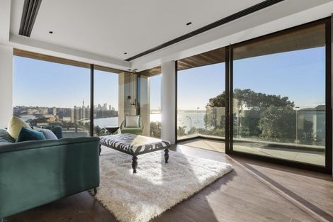 Photo of property in 92 Paritai Drive, Orakei, Auckland, 1071